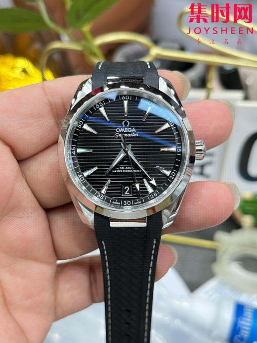 欧米茄VS海马150米系列 黑色盘 6点位日历 男士腕表
机芯：搭载VS一体Cal.8900 商品图0