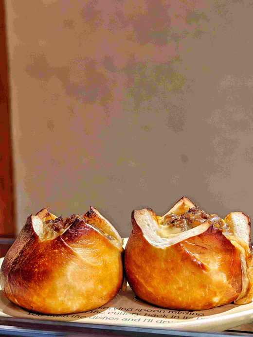 【下单现烤不接急单】【四只】川渝辣酸豆角牛肉沫/咖喱鸡肉/川渝辣小龙虾/酱香鸡肉/法兰克福牛肉香肠芝士碱包 商品图6