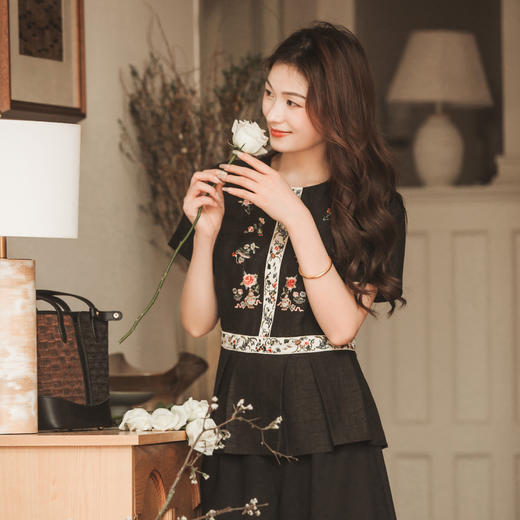 【林栖设计小店】（现货）新中式真丝香云纱衬衣收腰显瘦2025夏季新品短袖上衣女装T1952450 商品图5