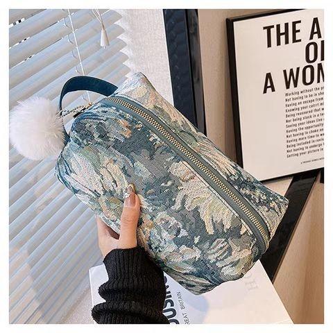 大容量花朵化妆包女便携式化妆品收纳盒袋旅行超火洗漱包 商品图6