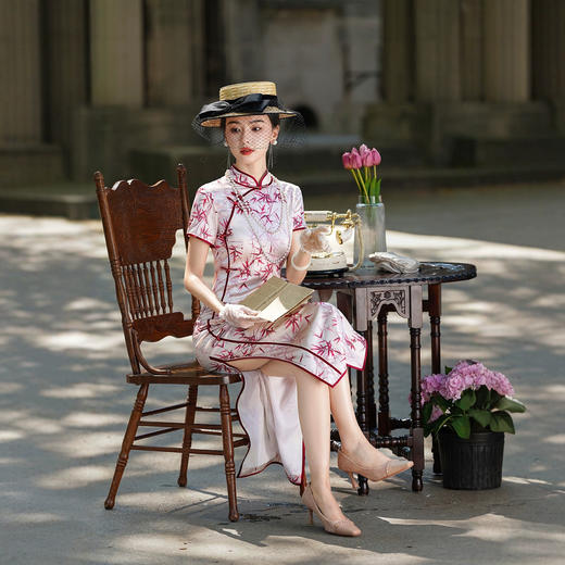 高端新中式真丝2025新款夏季女复古改良国风桑蚕丝长款旗袍 商品图1