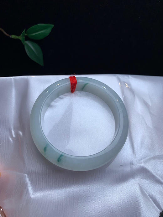 612804，53.5飘花手镯，糯化底，飘清新蓝花，花色清新 不暗不深，秀气 商品图4