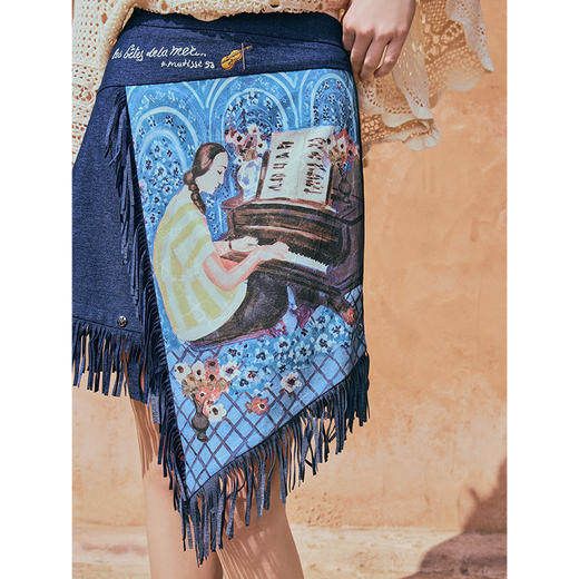 两三事游吟夜曲2025夏新款铆钉装饰印花刺绣流苏不规则裙摆半身裙 商品图3