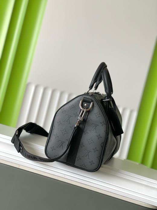 夏季特惠💰850 原单LV M46655 尺寸：35×21×6cm KEEPALL 黑花旅行袋 商品图1
