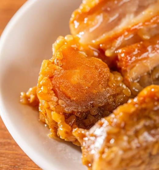 [最农公社]主推粽子买6送2精品大肉粽250g共计8只手工现包现做（五花肉4只+梅干菜肉粽2只+双黄蛋大肉粽2只） 商品图3