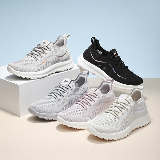 【经典国货   泰和源】夏季网面运动鞋   一脚蹬  超轻 透气  防滑  防脚臭  男女情侣款  下单即赠专利艾草鞋垫一双 商品图5