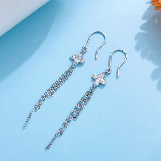 【限时8.8折】【线上铂金馆】PT950 #碎碎冰 【国际铂金协会 精品】铂金实心碎碎冰十字架流苏耳饰耳吊耳钩(BES00224)预售产品下单后不退款不退货不换货不补差价) 商品图1