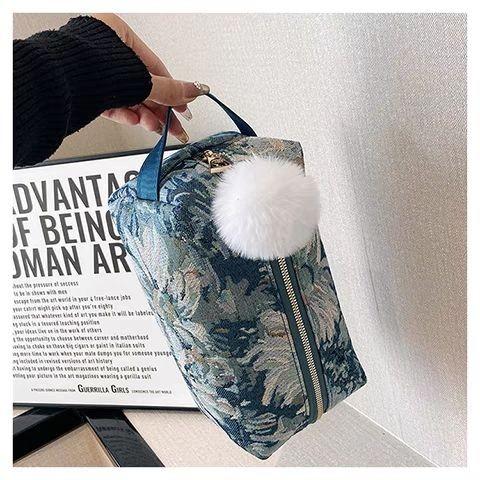 大容量花朵化妆包女便携式化妆品收纳盒袋旅行超火洗漱包 商品图4