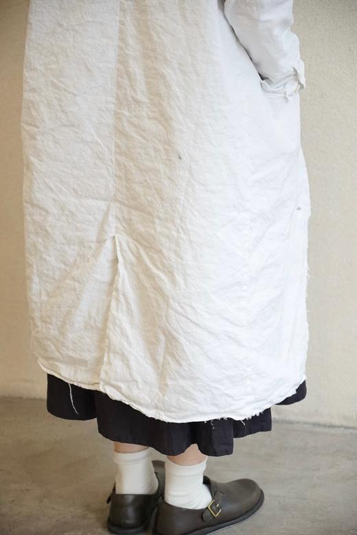 (5折) AEQUAMENTE 复古白长款外套大衣 商品图2