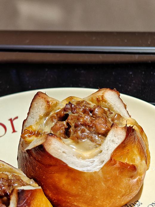 【下单现烤不接急单】【四只】川渝辣酸豆角牛肉沫/咖喱鸡肉/川渝辣小龙虾/酱香鸡肉/法兰克福牛肉香肠芝士碱包 商品图1