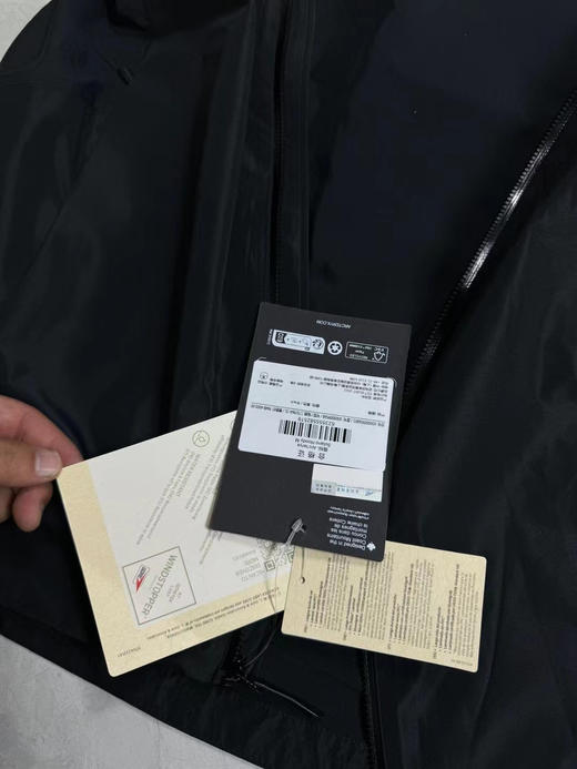 原单正品始祖鸟索拉诺系列外套 越南货 Solano Hoody 春秋新款
黑灰两色， S-XXXL 现货出 
日常穿搭好伴侣 商品图12