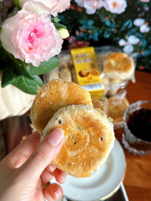 29.8元2盒，味道超绝【手工老式冰皮绿豆糕】传统手工擀皮，健康天然海藻糖！皮薄馅多！口感软糯  吃一口就停不下来 商品图7