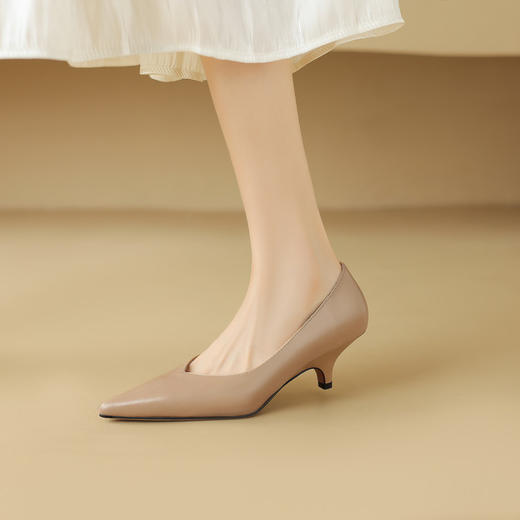 【预售5天】不累脚高跟鞋女新款气质法式通勤职业上班工作鞋尖头细跟米色单鞋NDXC&7082 商品图1