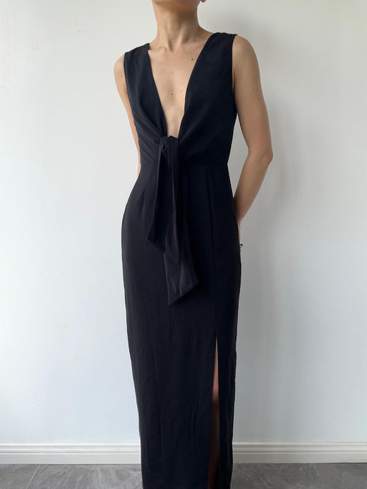 KEEPSAKE | Dream On Gown - Black [ 黑色低V长裙 ] 商品图3