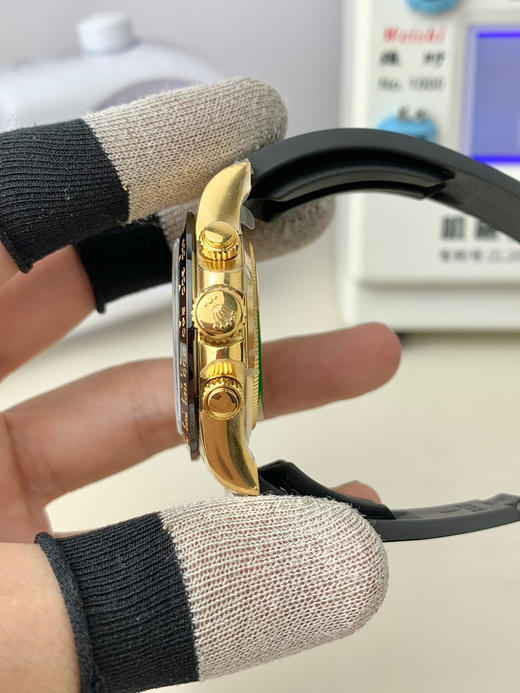 CLEAN厂/C厂劳力士116518  小恶魔 小怪兽➕胶带迪通拿 本次116519，购买两只同款水泥灰迪通拿开模 一只拆散抄数，另外一只备用，这个白金熊猫的数字刻度工艺异常复杂❕❕❕ 商品图10