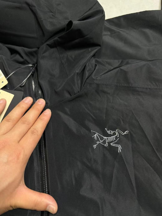 原单正品始祖鸟索拉诺系列外套 越南货 Solano Hoody 春秋新款
黑灰两色， S-XXXL 现货出 
日常穿搭好伴侣 商品图9