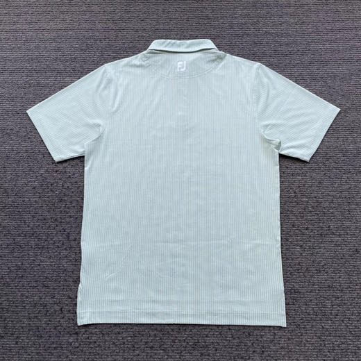 正品FJ 男款高尔夫短袖体恤，快干透气。欧码偏大
白色S XXL 抹茶XXL 浅蓝S XL 各几件
断码特价 商品图4
