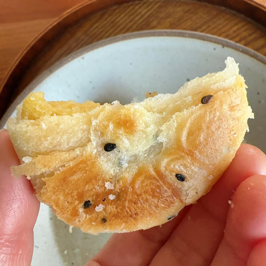 29.8元2盒，味道超绝【手工老式冰皮绿豆糕】传统手工擀皮，健康天然海藻糖！皮薄馅多！口感软糯  吃一口就停不下来 商品图13