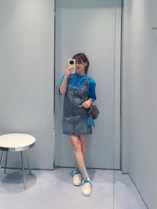 缪缪 25早春牛仔系列牛仔吊带背心连衣短裙（TM） 商品图4