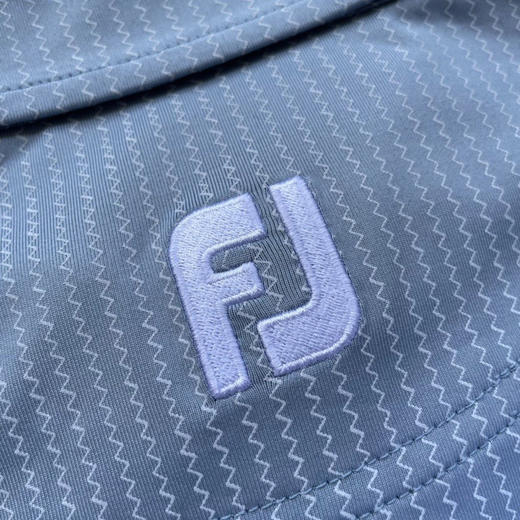 正品FJ 男款高尔夫短袖体恤，快干透气。欧码偏大
白色S XXL 抹茶XXL 浅蓝S XL 各几件
断码特价 商品图12