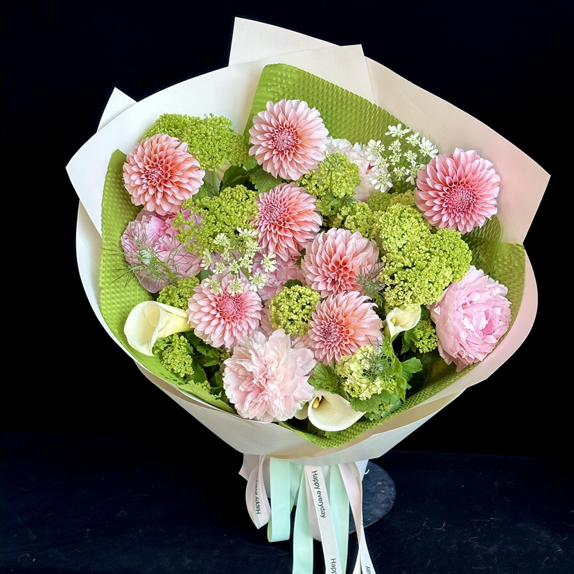 《春雾浮光》奶油桃子木绣球花束