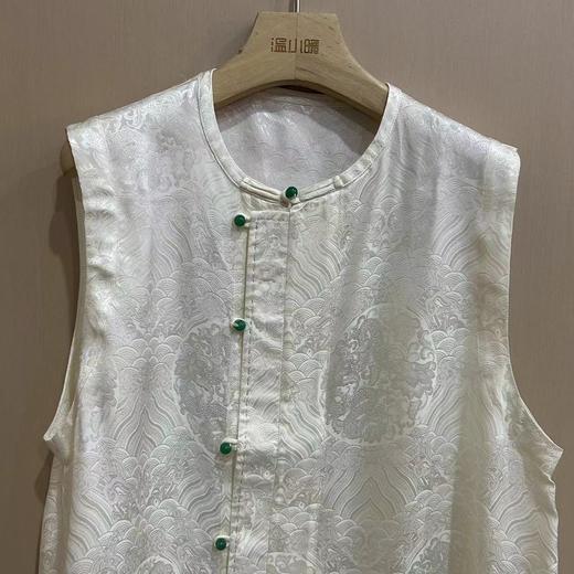 【抖音专属】马甲(23704100-荔肉白) 商品图1