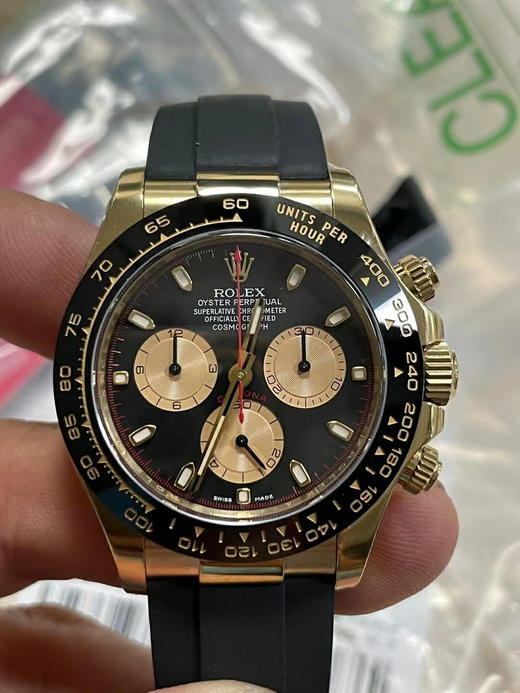 CLEAN厂/C厂劳力士116518  小恶魔 小怪兽➕胶带迪通拿 本次116519，购买两只同款水泥灰迪通拿开模 一只拆散抄数，另外一只备用，这个白金熊猫的数字刻度工艺异常复杂❕❕❕ 商品图14