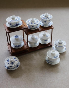 开启新篇章 哈！景德镇 纯手绘的 白瓷 釉下彩 青花瓷 三才盖碗 四种器型