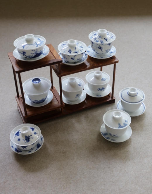 开启新篇章 哈！景德镇 纯手绘的 白瓷 釉下彩 青花瓷 三才盖碗 四种器型 商品图0