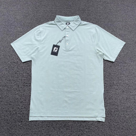 正品FJ 男款高尔夫短袖体恤，快干透气。欧码偏大
白色S XXL 抹茶XXL 浅蓝S XL 各几件
断码特价 商品图3