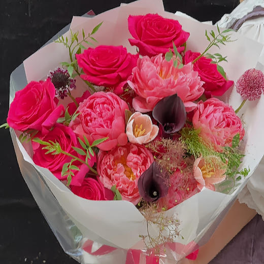 《落日余晖》弗洛伊德落日珊瑚花束 商品图0