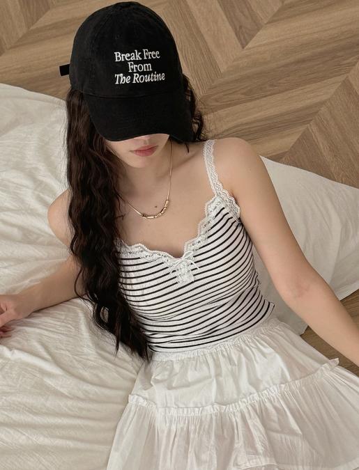 <曾小咸推荐>  蝴蝶结蕾丝花边吊带背心  商品图12