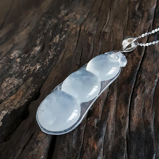 【天然正品】AU750收藏级白金镶天然细腻白色高冰种福豆翡翠吊坠项链女士现售价：11800！030425AH24 商品图6