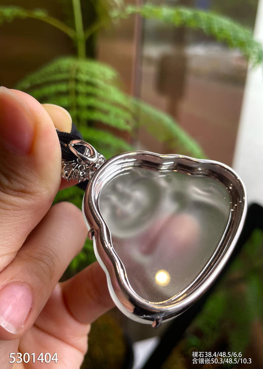 玻璃种佛公吊坠【5301404】具体价格微信咨询 商品图5