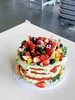 开心果红丝绒 · 奶油蛋糕（水果根据季节时令替换） 商品缩略图0