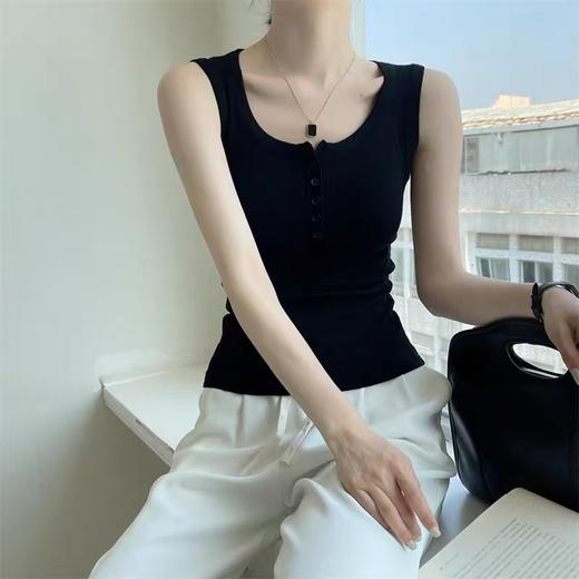 【美背系】9802排扣别致防走光纽扣螺纹韩版修身宽肩带无袖上衣-喜出 商品图6