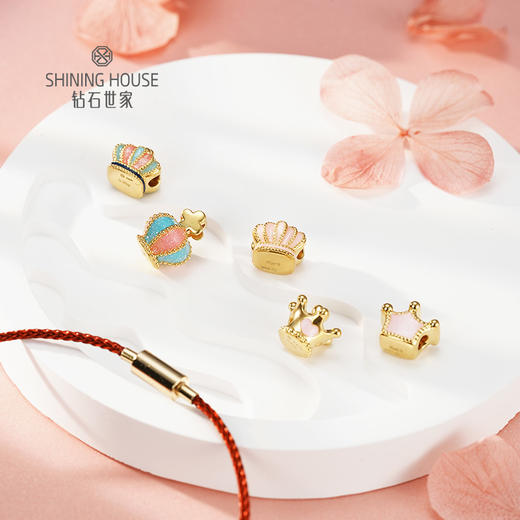【定价黄金】【限时8折】【现货】萌出色系列小金冠彩金5款可选 3D黄金硬金珐琅工艺（送手绳）（约0.33克±0.1克） 商品图4