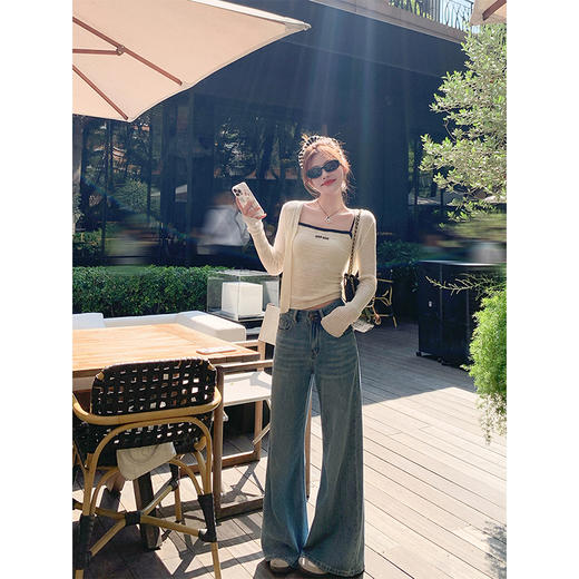 <曾小咸推荐>韩系刺绣字母针织开衫吊带两件套 商品图4