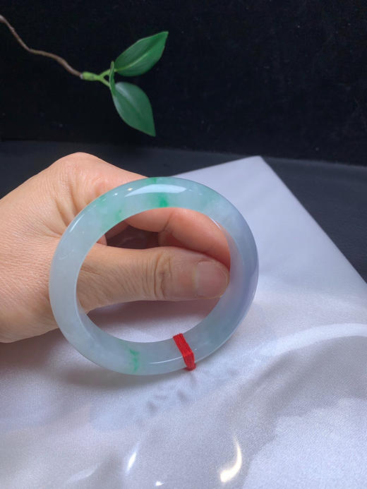 612833，55.5春彩特色手镯，有紫有绿 ，整条均匀干净，特清新甜美 商品图5