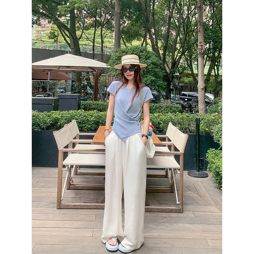 <曾小咸推荐>3.28现货秒杀！微信超特价！韩系不规则交叉纽扣针织短袖 日常99.99 立减40 秒杀59.99！ 商品图1