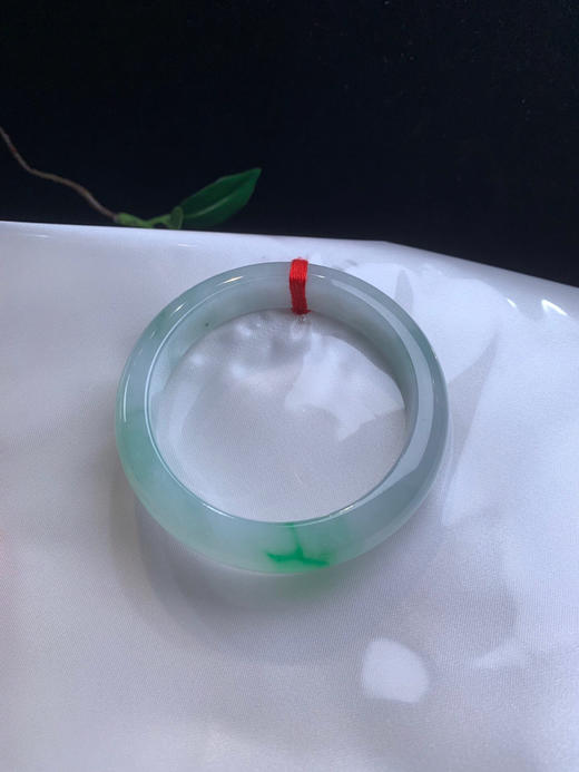 612833，55.5春彩特色手镯，有紫有绿 ，整条均匀干净，特清新甜美 商品图4