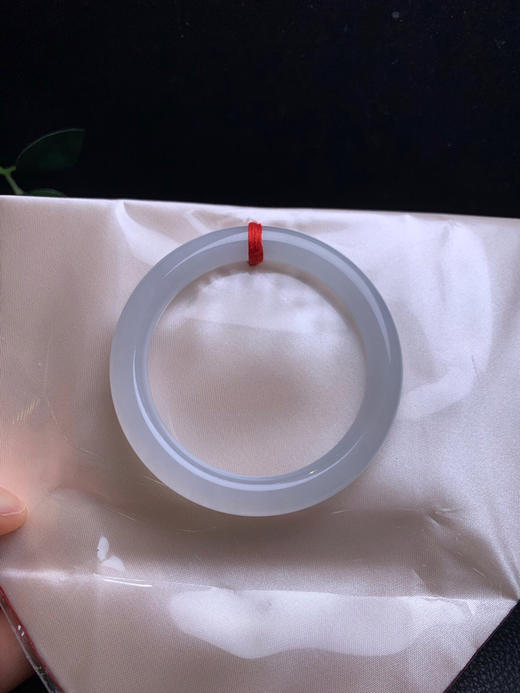 612826，53冰底起光白月光圆条，特别纯净，清新秀气，有光感 商品图4