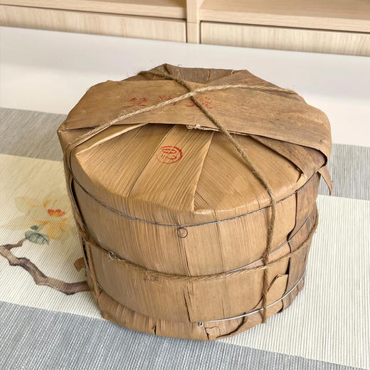 2004年双狮号原野香南峤茶厂经典普洱老生茶  干仓真品烟香入水   单片标价 商品图1