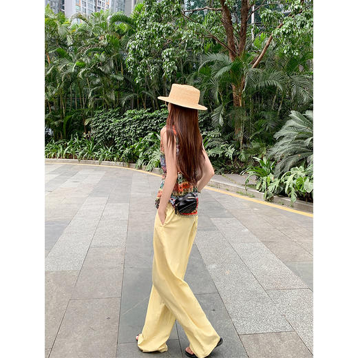 <曾小咸推荐>宽松镂空彩色条纹针织背心罩衫 商品图4