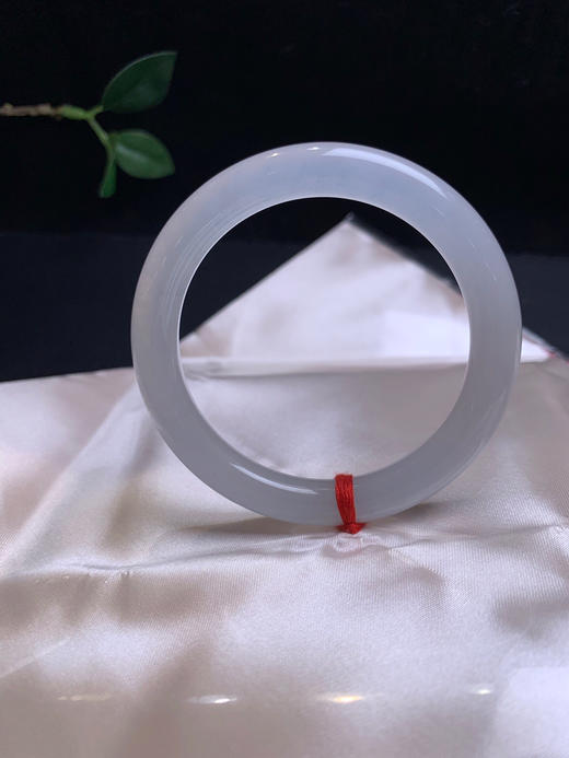 612826，53冰底起光白月光圆条，特别纯净，清新秀气，有光感 商品图2