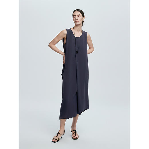 棉仓363616033-初棉三醋酸清凉不规则剪裁文艺感垂荡后领连衣裙设计感春夏 商品图3