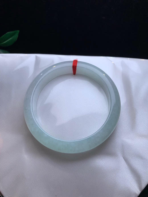 612823，60.5冰晴底手镯，冰冰的，清新水润，干净 商品图4