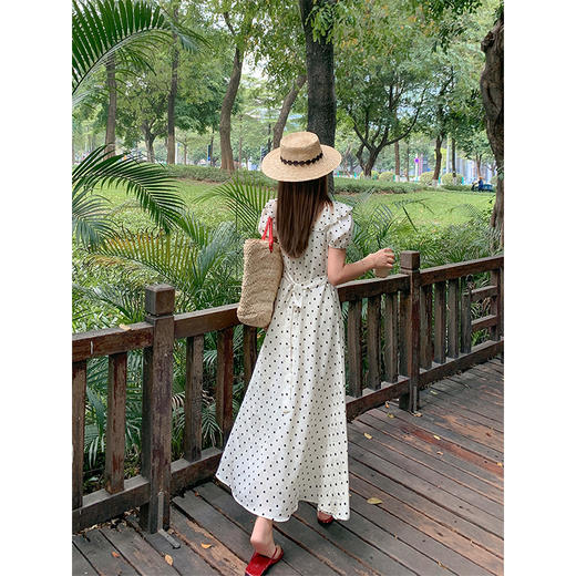 <曾小咸推荐>现货秒杀 ！微信超特价！法式复古收腰波点连衣裙 日常199.99 立减100 秒杀99.99！！ 商品图4