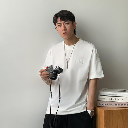 徐太浪纯色百搭字母短袖T恤男2025新款夏季宽松休闲半袖圆领上衣 商品图0