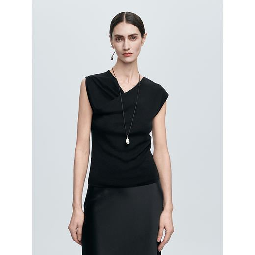 棉仓363635019-初棉荡领无袖针织衫 商品图1